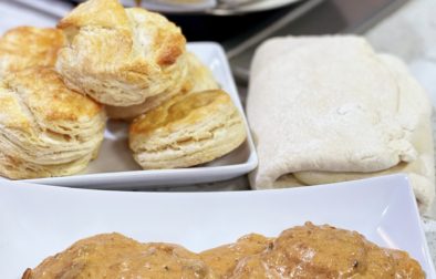 Southern Buttermilk Biscuits and Pork Gravy