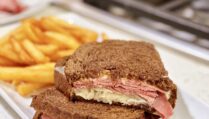 Irresistible Classic Beef Reuben Sandwich Recipe