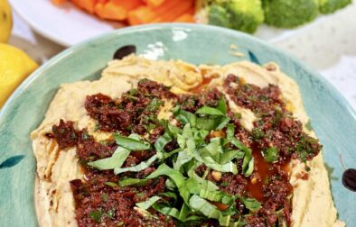 Smoky Tomato Topping for Hummus: A Flavorful Mediterranean Delight