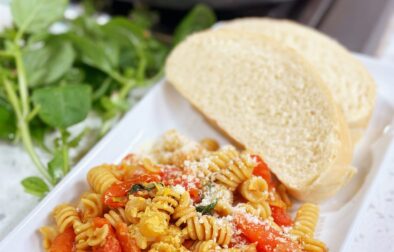 Tomato Basil Garlic Pasta