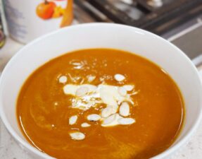 Spiced Apple Pumpkin Soup