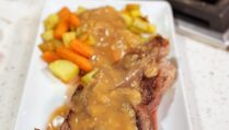 Classic Pan Gravy for Steak